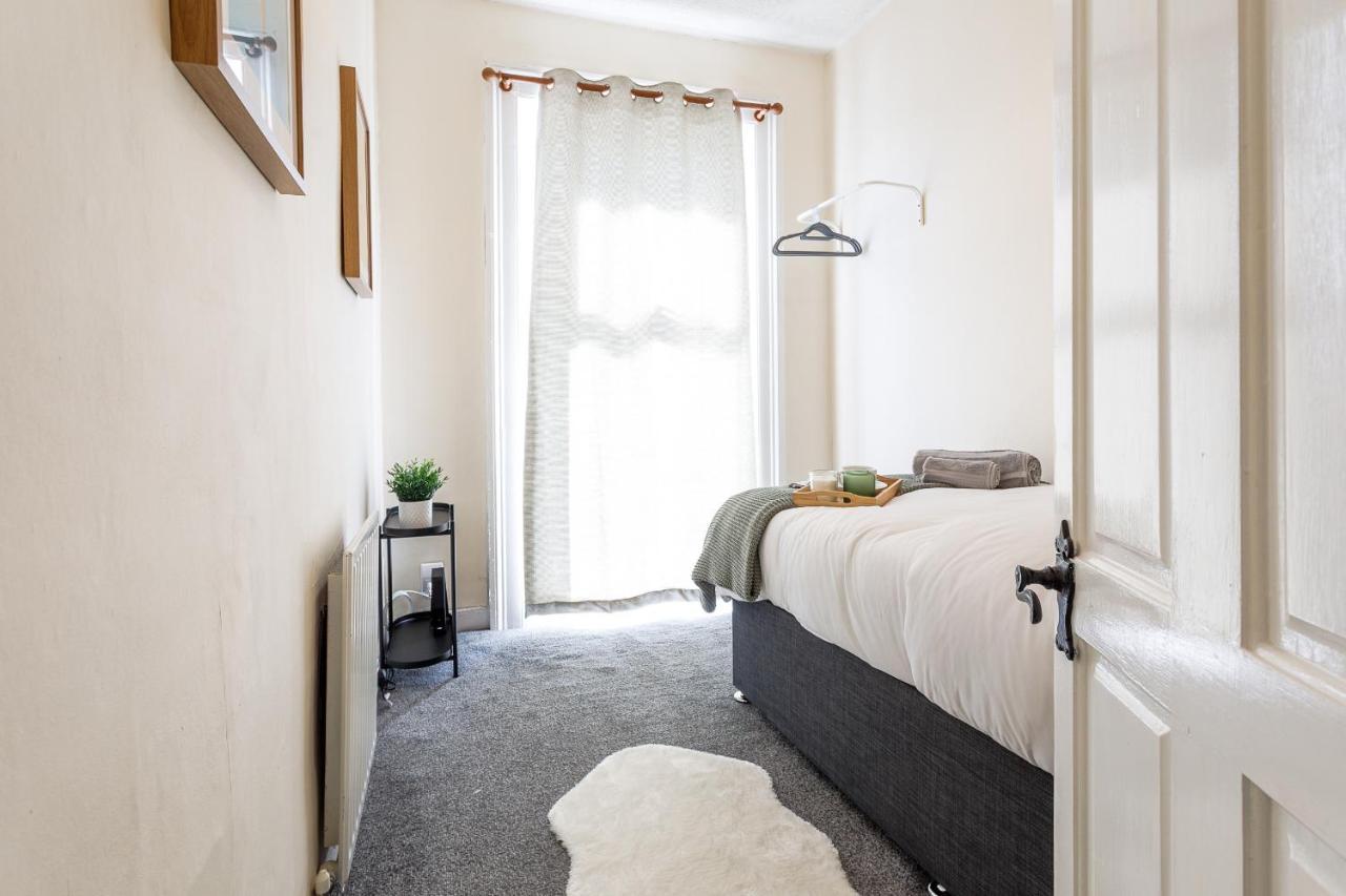 Cozy Coastal Getaway Apartment North Shields Bagian luar foto